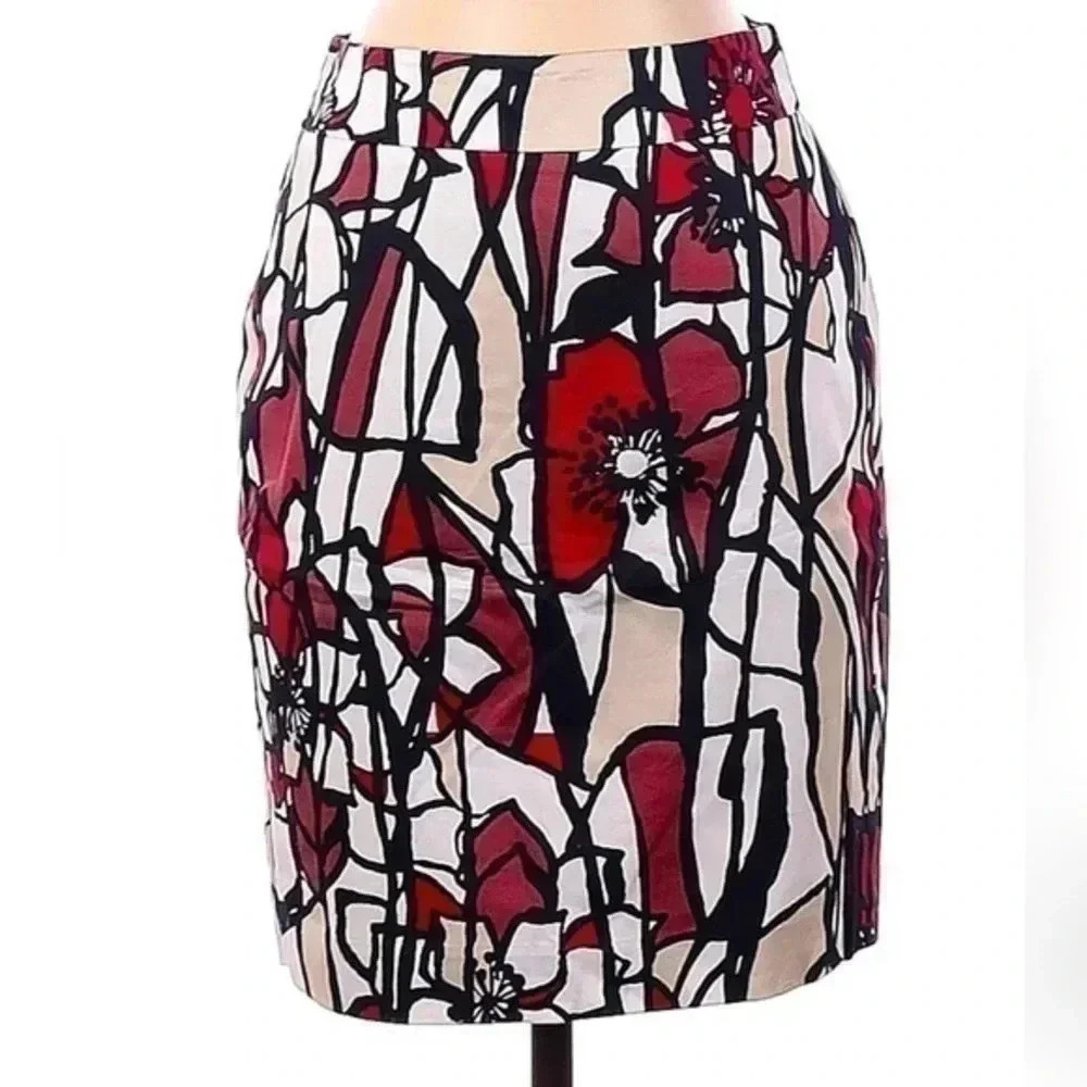 Ann Taylor | Abstract Art To Wear Floral Pencil Skirt Size 0P Petite NWT